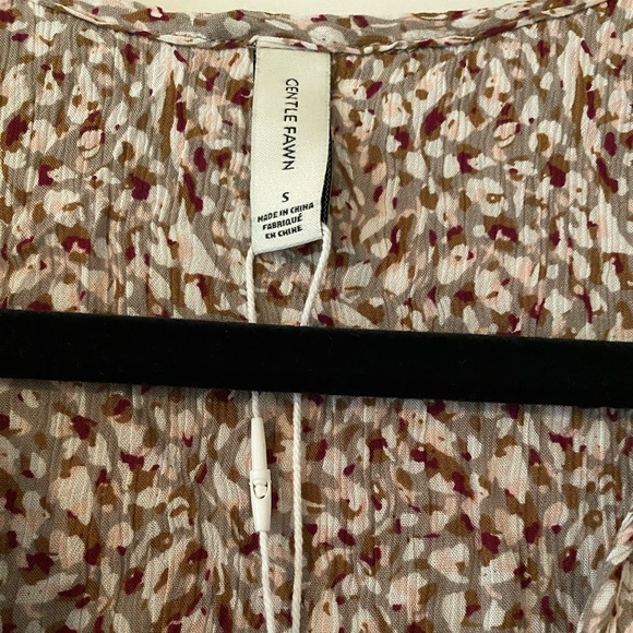 Gentle Fawn Blouse - Picture 6 of 6